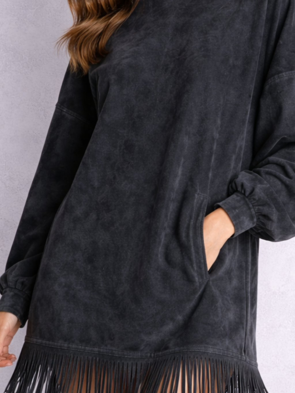 Gabriela ║ Suede dress with high neck and fringe 